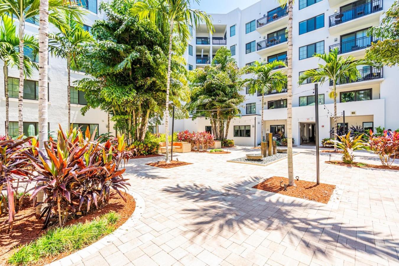Cozy Retreat 2 Bedroom Hideaway Moments From The Sand Boynton Beach Exteriér fotografie